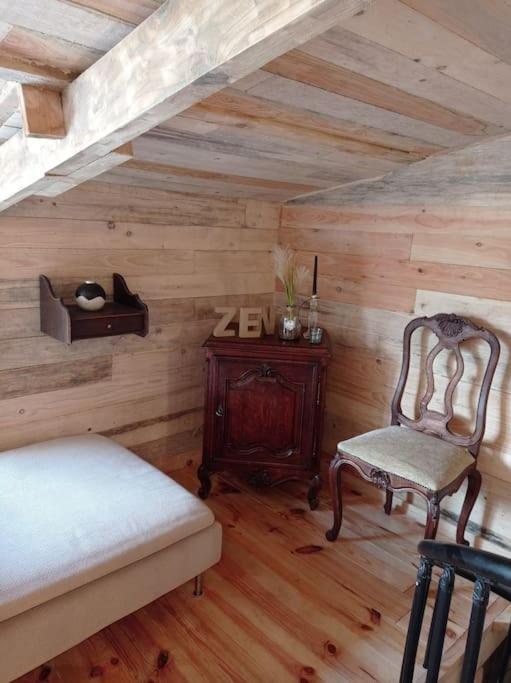 Le P'Tit Nid : Mini Loft Pour 2 A 4 Personnes Vila Tellin Exterior foto